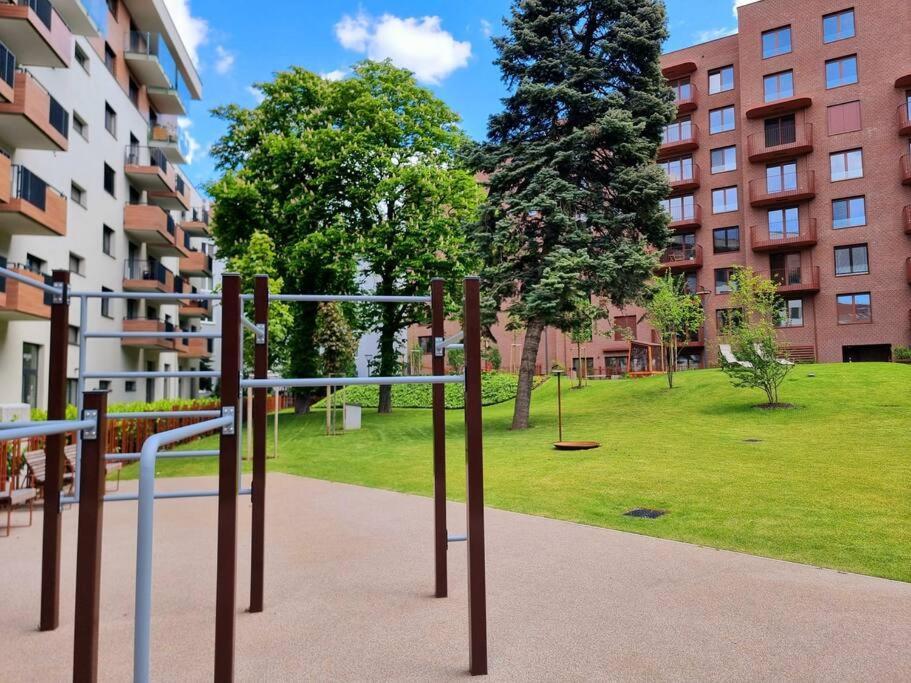 Apartment Zwirn, Free Parking, 24/7 Access Bratislava Exteriör bild