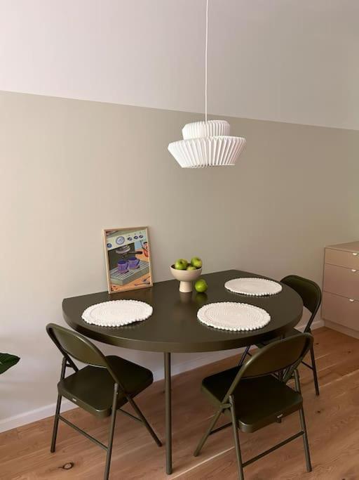 Apartment Zwirn, Free Parking, 24/7 Access Bratislava Exteriör bild